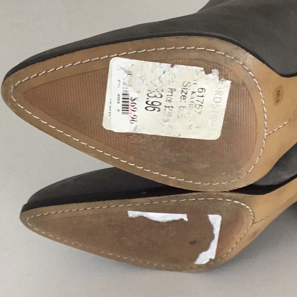 Vince Camuto VC Katrina Gray Suede  Ankle Boots Pointed Toe 3” Block Heel Zipper - Picture 7 of 8